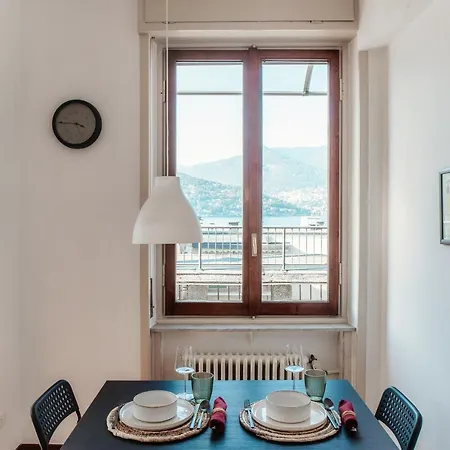 Daire Terrazza Rooftop - By Myhomeincomo Como
