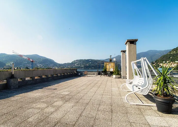 Terrazza Rooftop - By Myhomeincomo アパート コモ